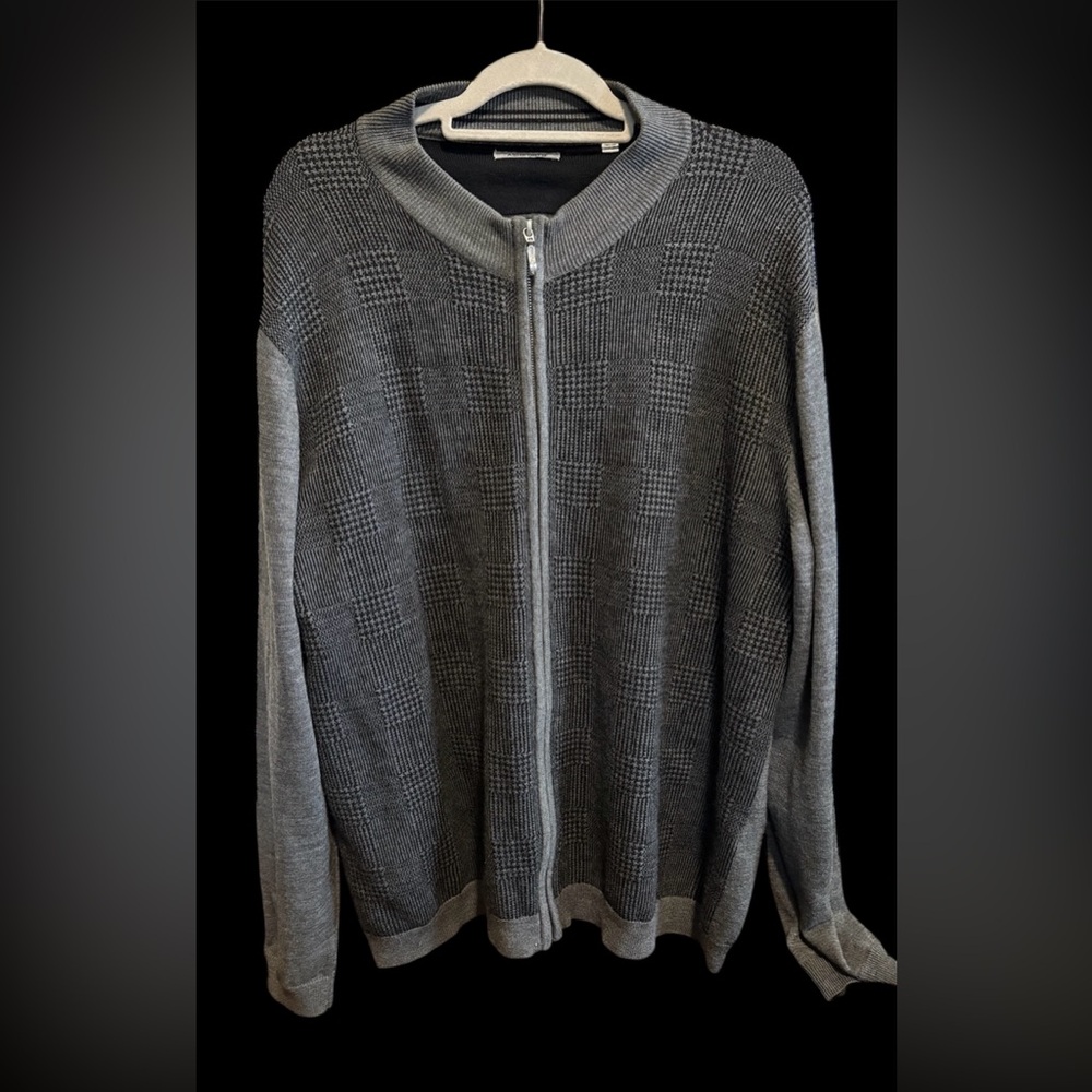 Ashworth Men's Black and Gray 100% Merino Wool Zip-Up Sweater size XL